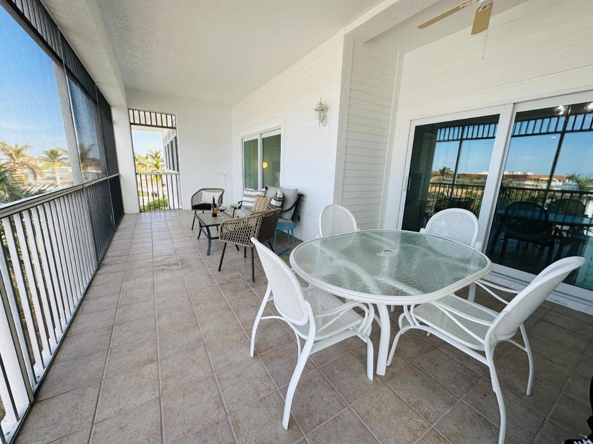 Olde Marco Inn Marco Island Exterior photo